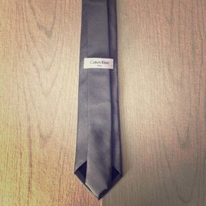 New 100% Silk Calvin Klein Slim Men's Neck Tie